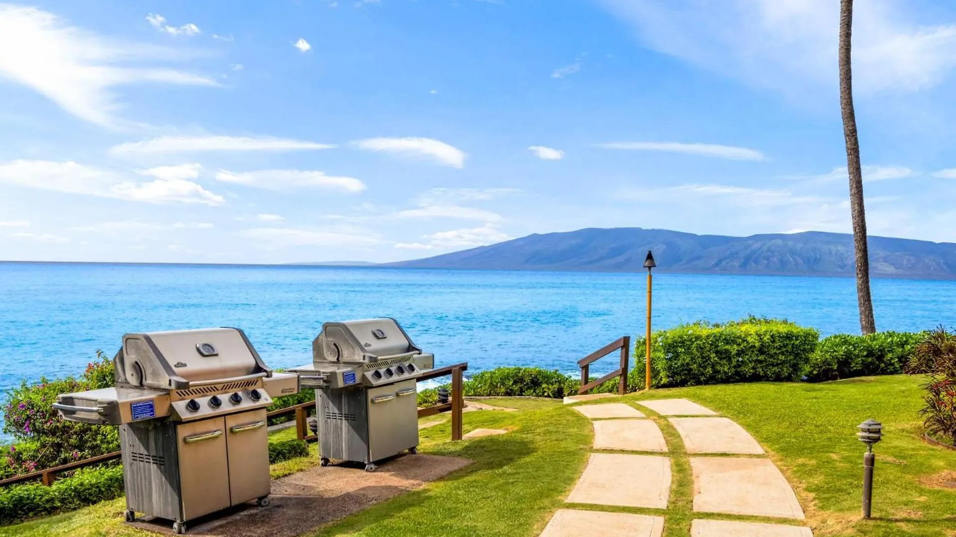 Kuleana Club #615 Oceanfront - 1 Bedroom & 1 Bathroom - Gated 2Nd Fl Kahana