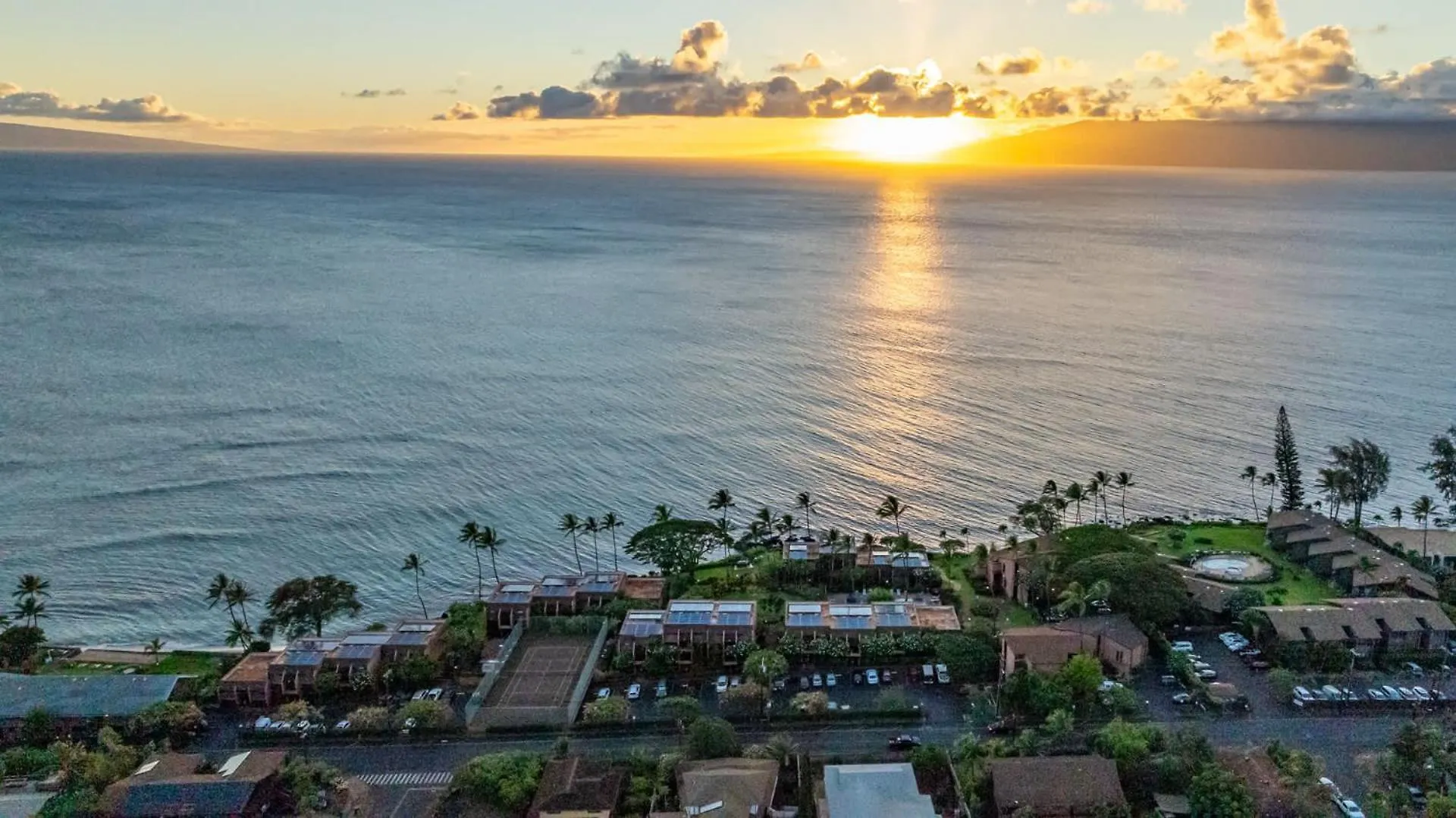 Kuleana Club #615 Oceanfront - 1 Bedroom & 1 Bathroom - Gated 2Nd Fl Kahana
